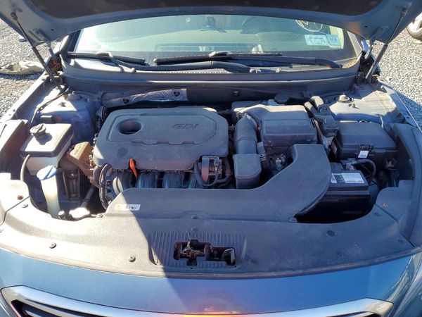 2015 HYUNDAI SONATA SE, ECO — Engine bay