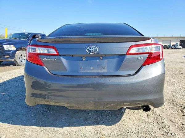 2014 TOYOTA CAMRY