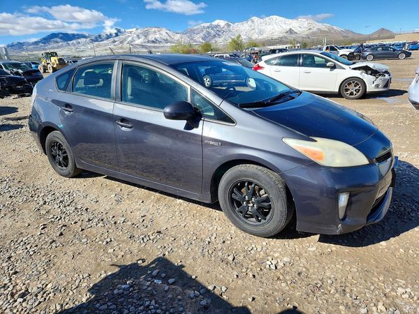 2012 TOYOTA PRIUS