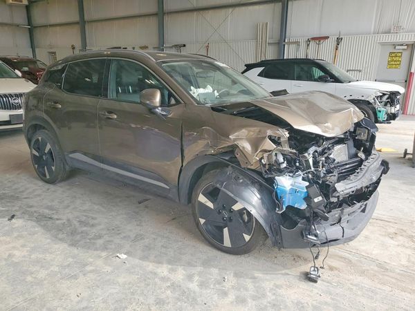 2025 NISSAN KICKS