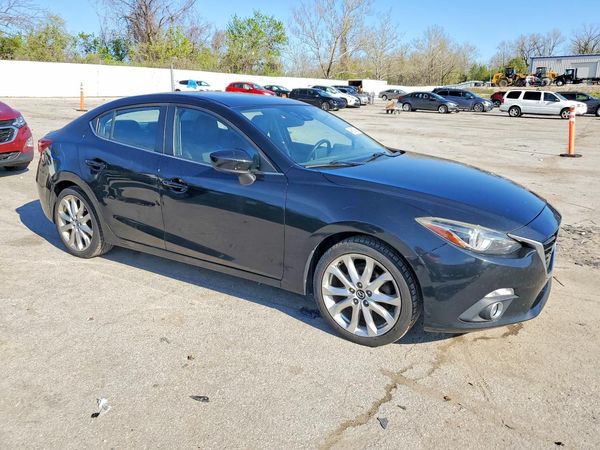 2016 MAZDA MAZDA3 SE