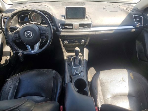 2016 MAZDA MAZDA3 SE
