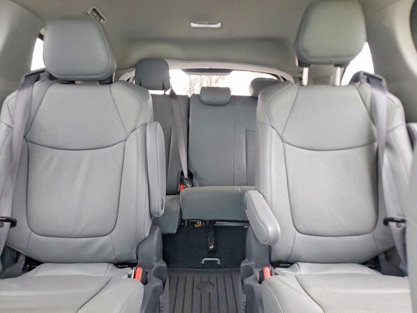 2024 TOYOTA SIENNA