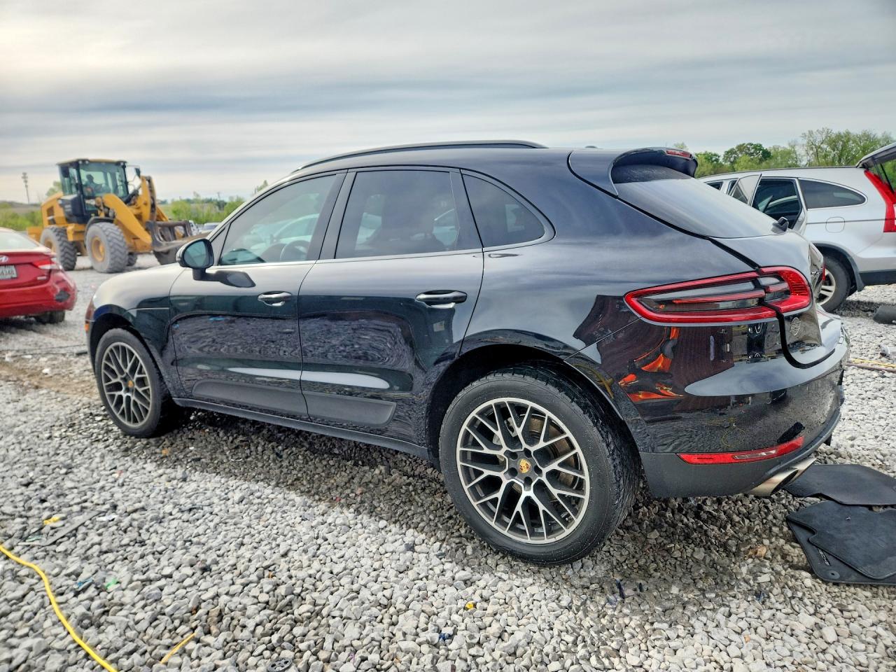 2017 PORSCHE MACAN