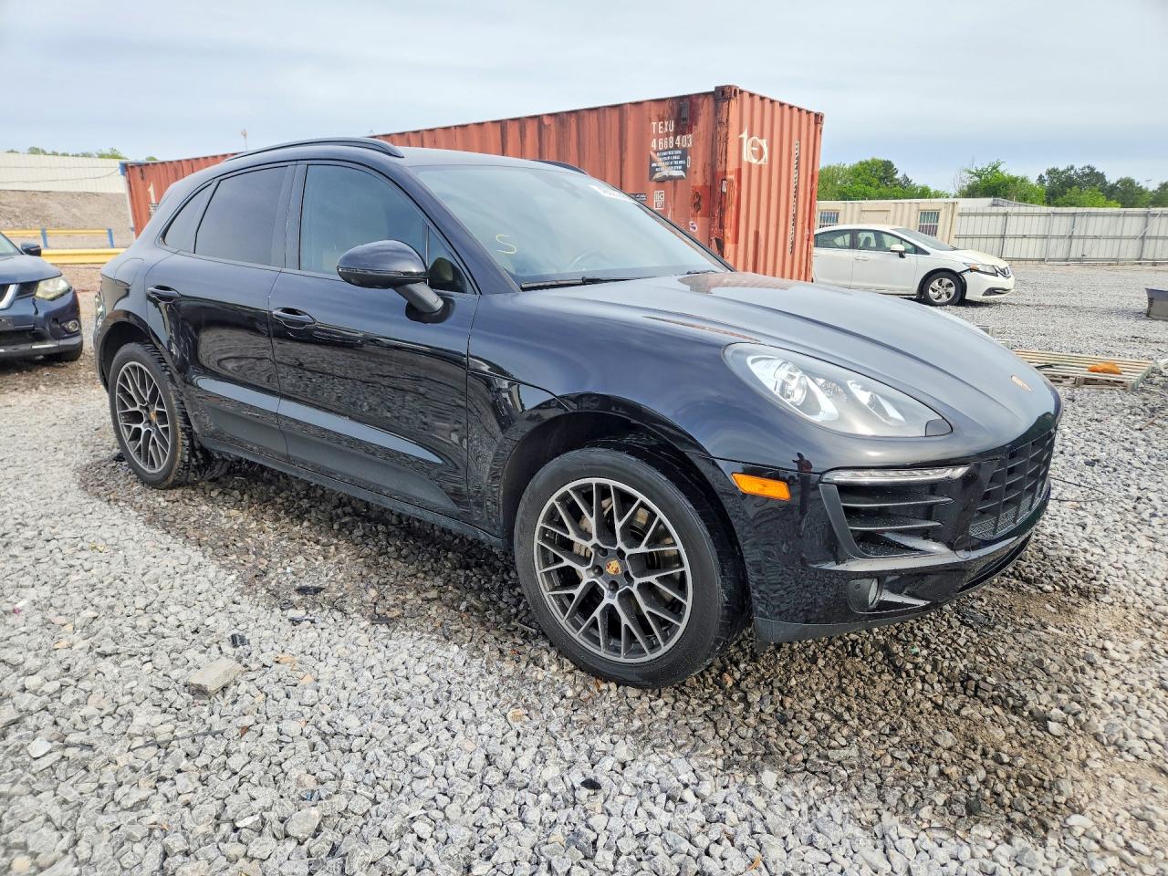 2017 PORSCHE MACAN