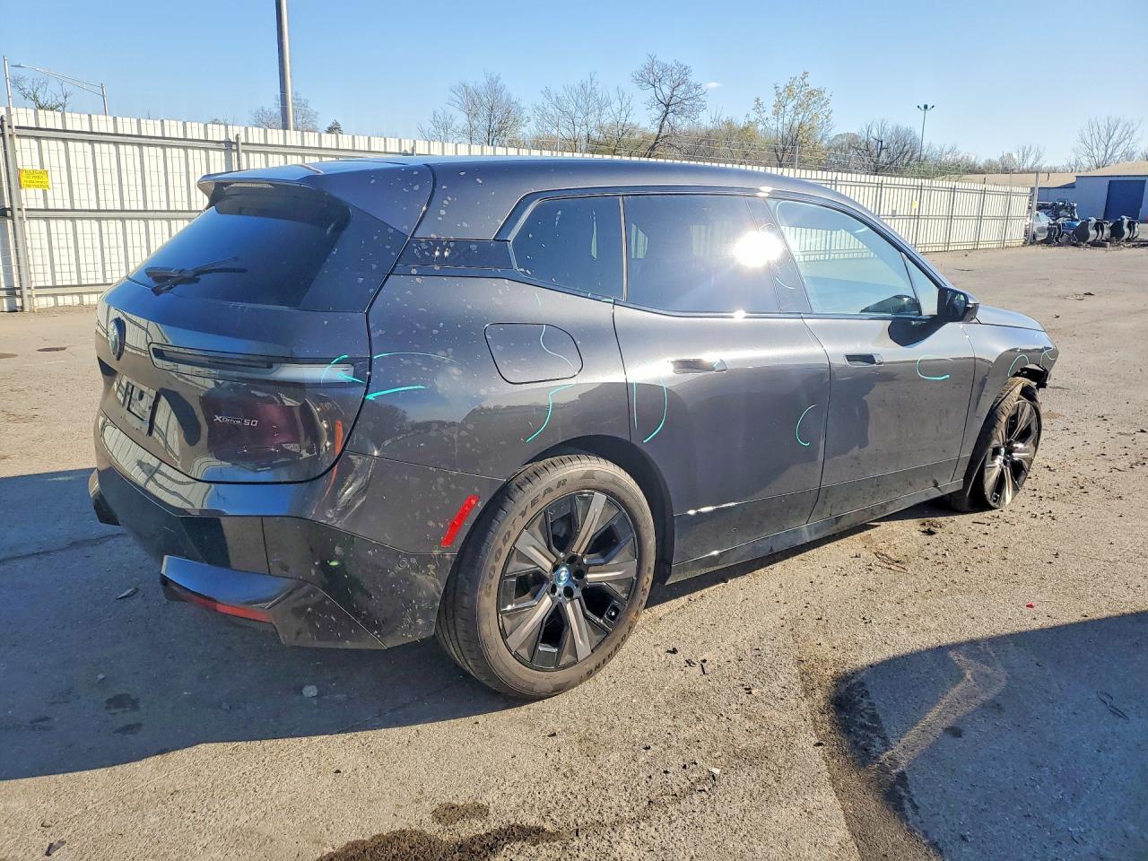 2025 BMW IX xDrive50