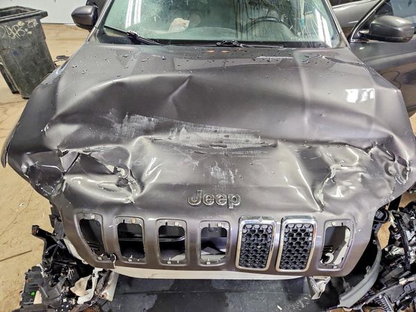 2019 JEEP CHEROKEE LIMITED FWD