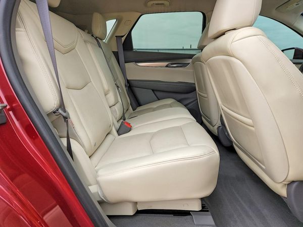 2017 CADILLAC XT5 Premium Luxury
