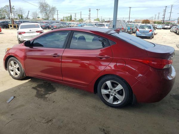 2013 HYUNDAI ELANTRA