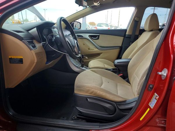 2013 HYUNDAI ELANTRA