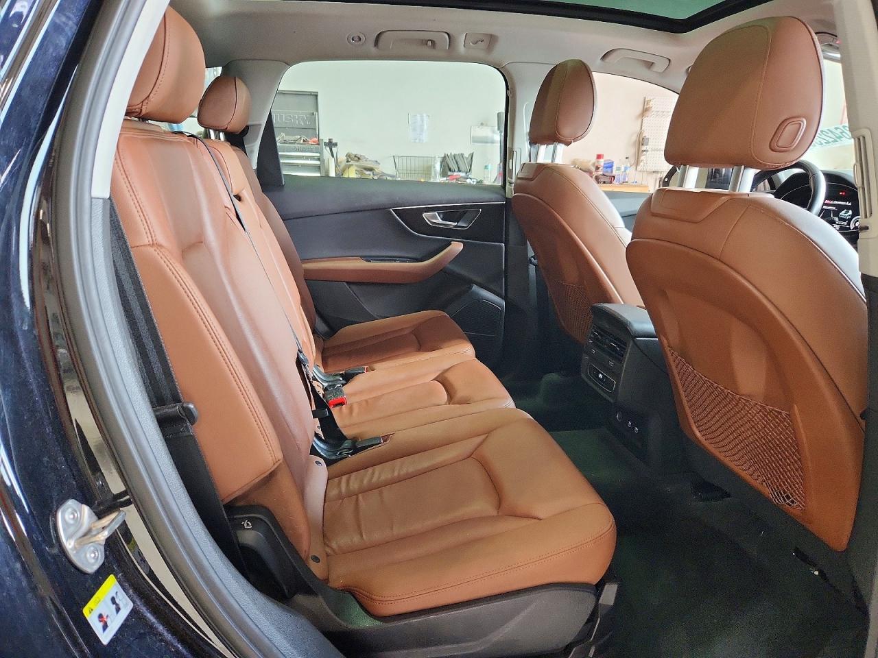 2021 AUDI Q7 quattro Premium Plus