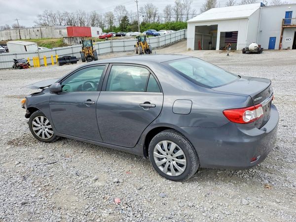 2013 TOYOTA COROLLA