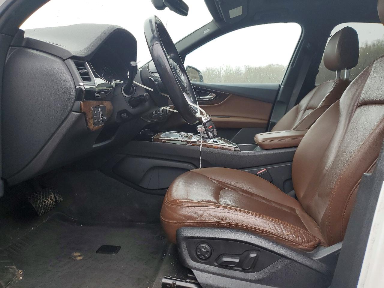 2017 AUDI Q7 quattro Premium Plus