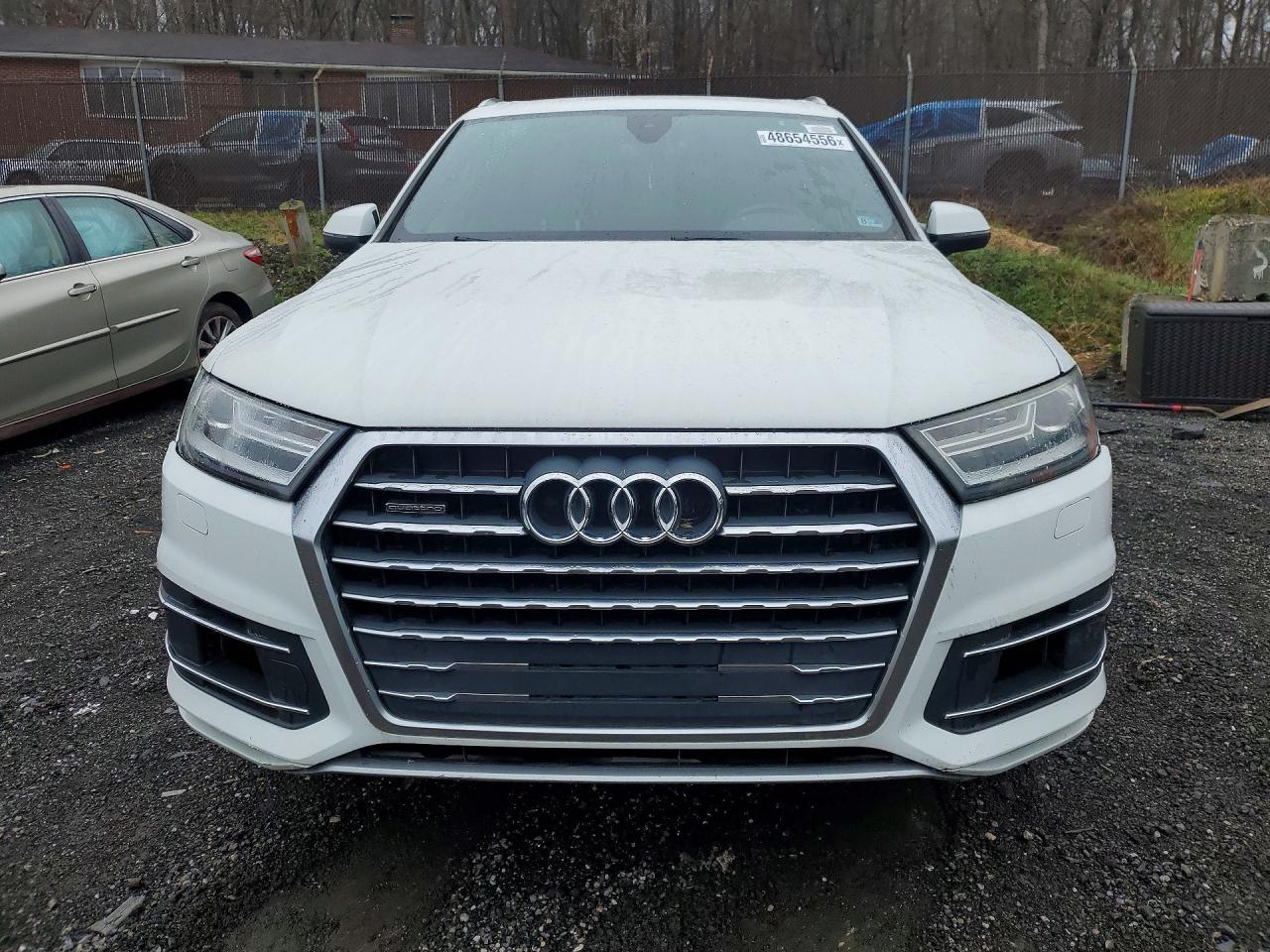 2017 AUDI Q7 quattro Premium Plus