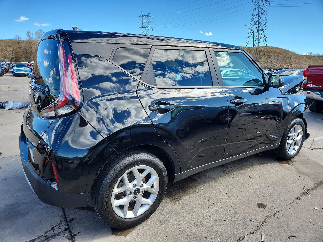 2025 KIA SOUL LX, S
