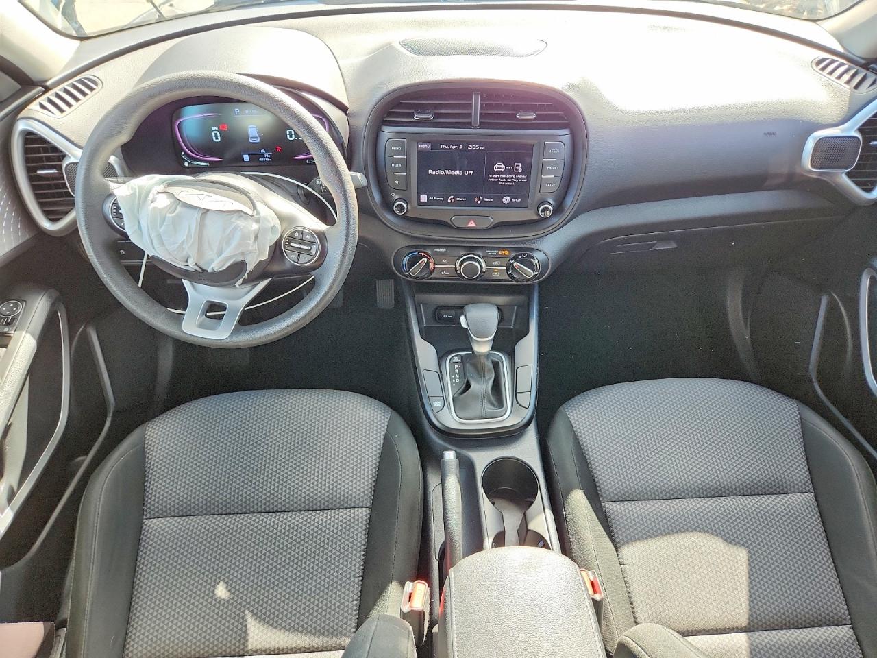 2025 KIA SOUL LX, S