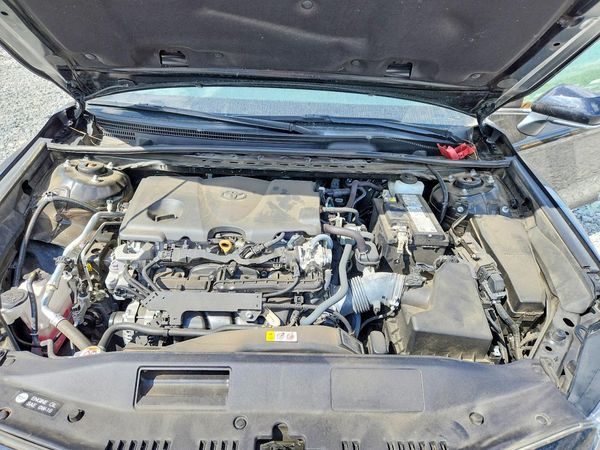 2023 TOYOTA CAMRY SE — Engine bay