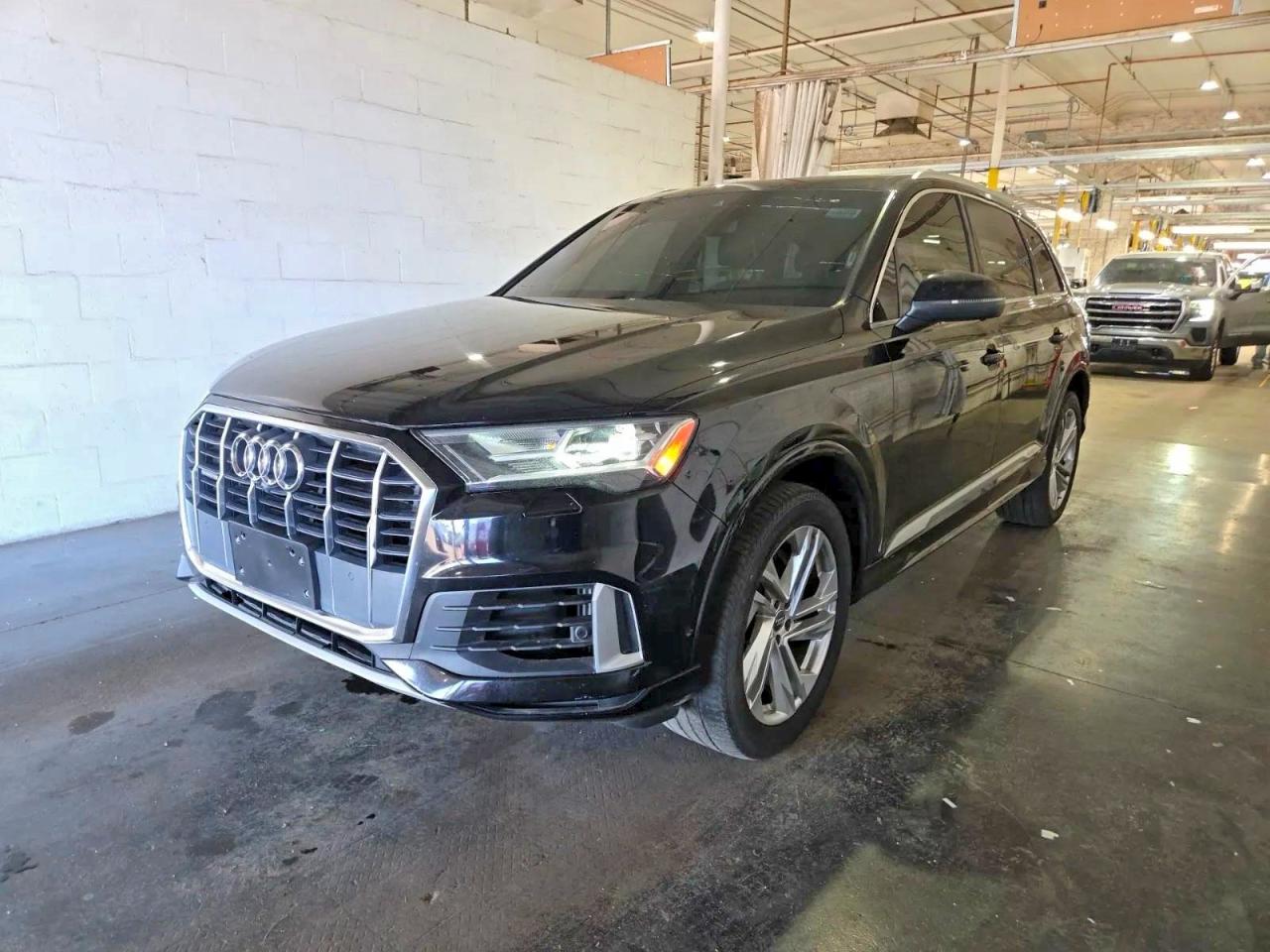 2020 AUDI Q7 quattro Premium Plus