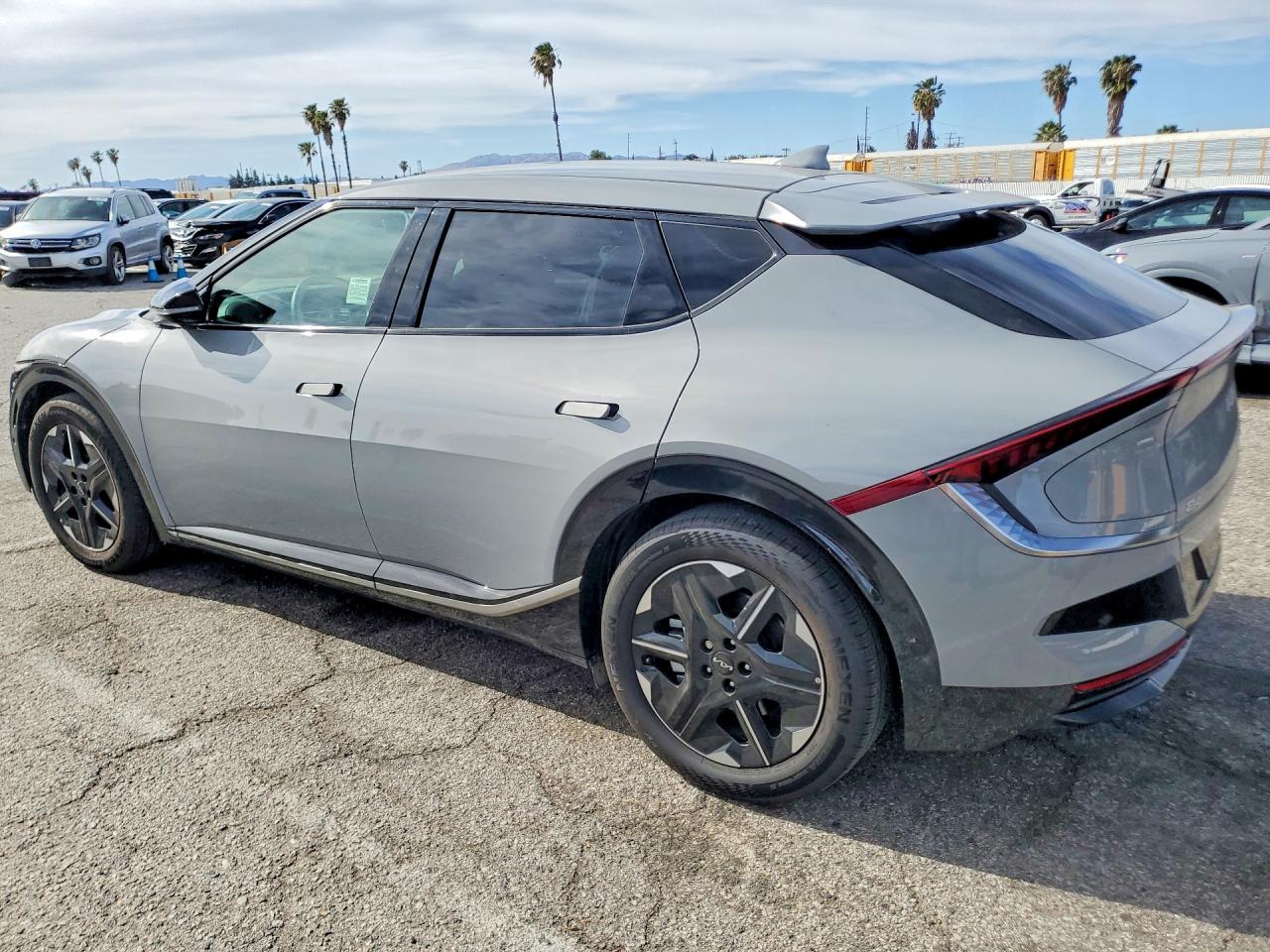 2025 KIA EV6