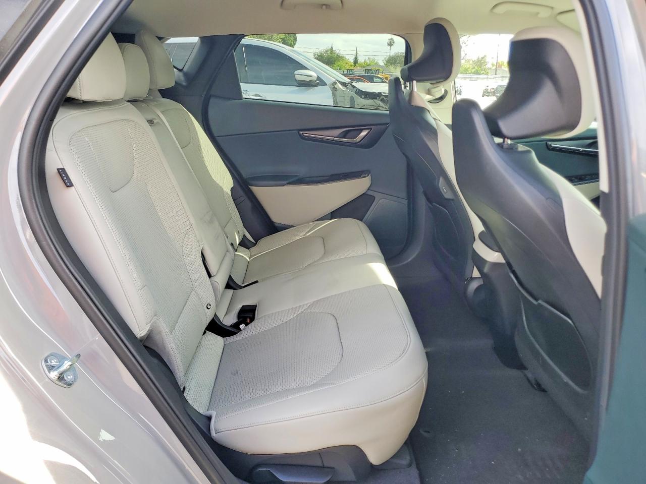 2025 KIA EV6