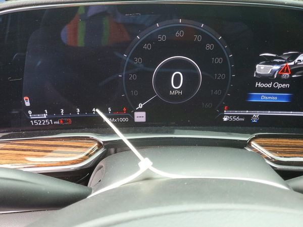 2023 CADILLAC ESCALADE