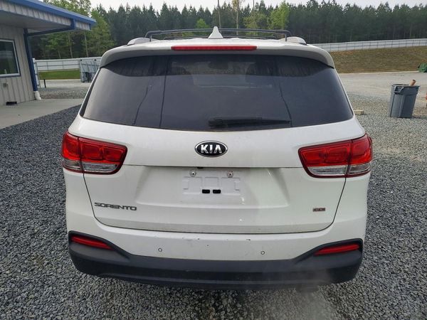 2018 KIA SORENTO L, LX