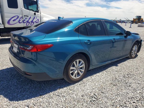 2026 TOYOTA CAMRY