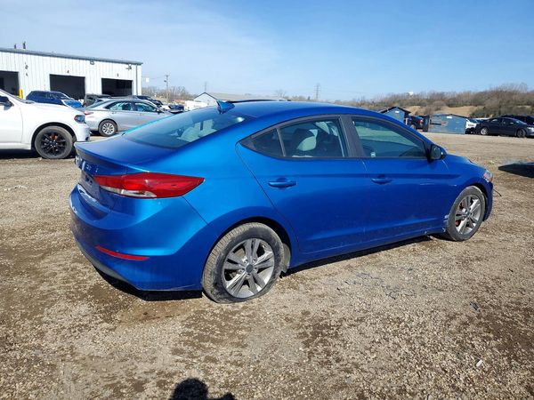 2017 HYUNDAI ELANTRA