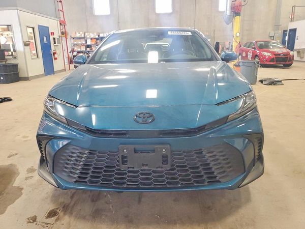 2025 TOYOTA CAMRY