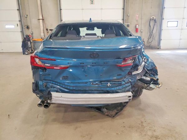 2025 TOYOTA CAMRY