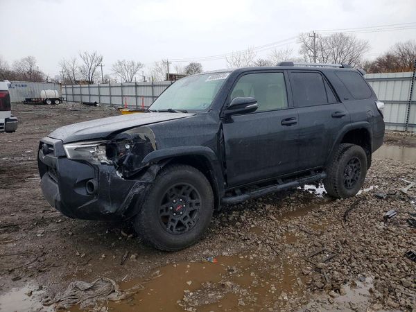 2020 TOYOTA 4RUNNER Base Grade