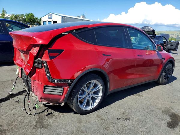 2022 TESLA MODEL Y
