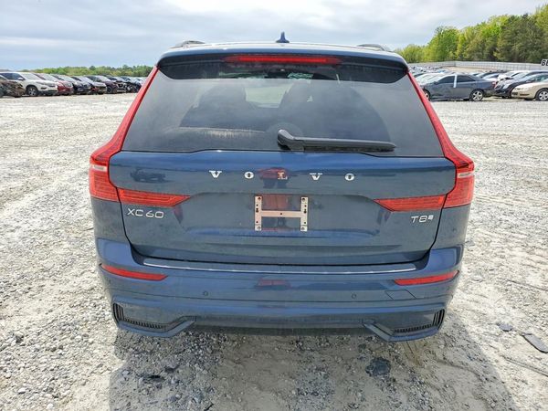 2025 VOLVO XC60 Ultra Dark