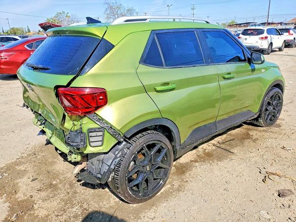 2021 HYUNDAI VENUE SEL & Denim