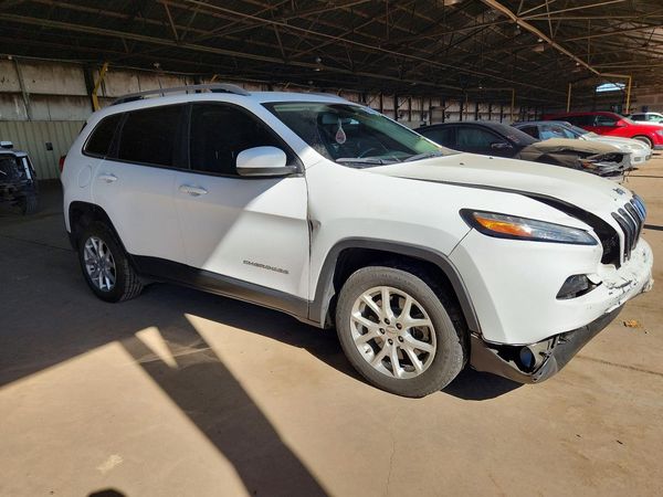 2017 JEEP CHEROKEE LATITUDE FWD