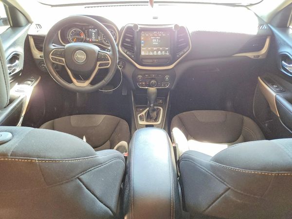 2017 JEEP CHEROKEE LATITUDE FWD