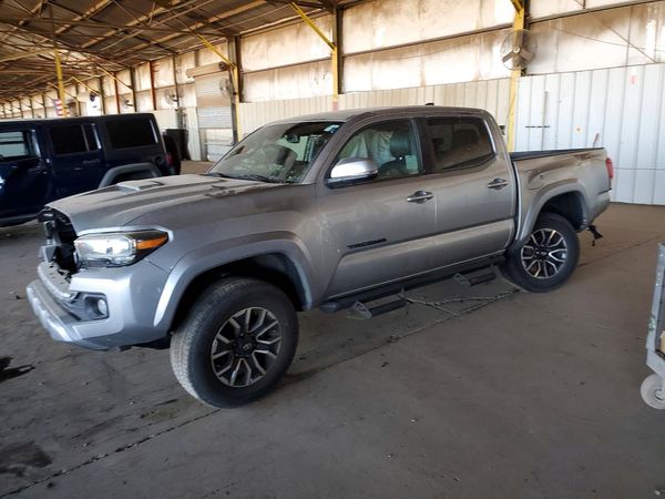 2022 TOYOTA TACOMA SR5