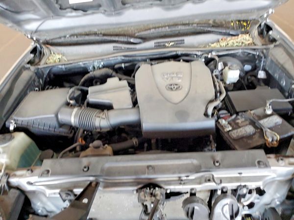 2022 TOYOTA TACOMA SR5