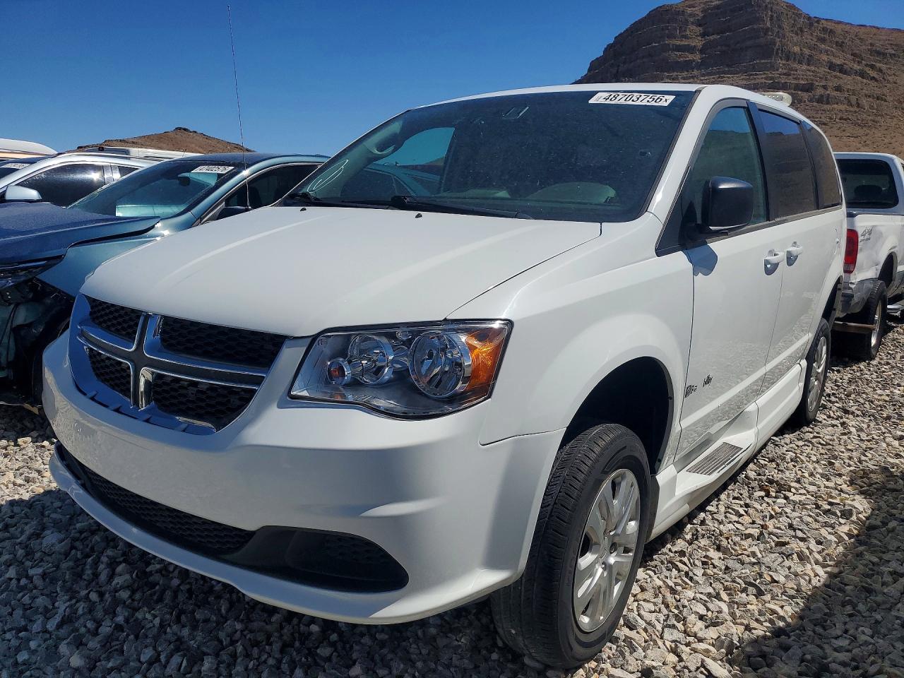 2018 DODGE GRAND CARAVAN SE