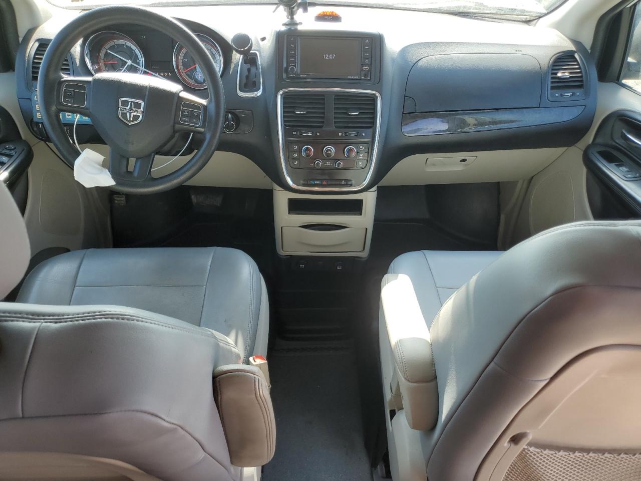 2018 DODGE GRAND CARAVAN SE