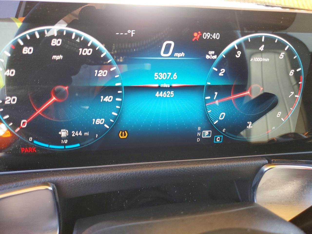 2020 MERCEDES-BENZ GLB GLB250-4M