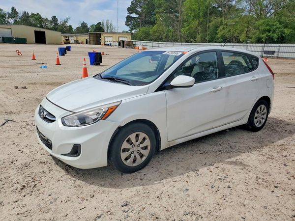 2015 HYUNDAI ACCENT — DSFA — Front 3/4