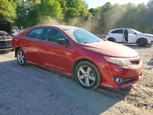 2013 TOYOTA CAMRY