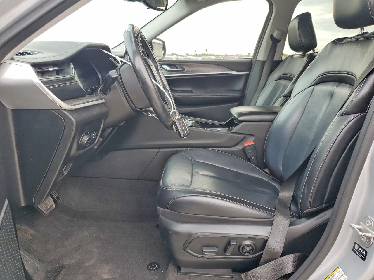 2021 JEEP GRAND CHEROKEE L LIMITED 4X2