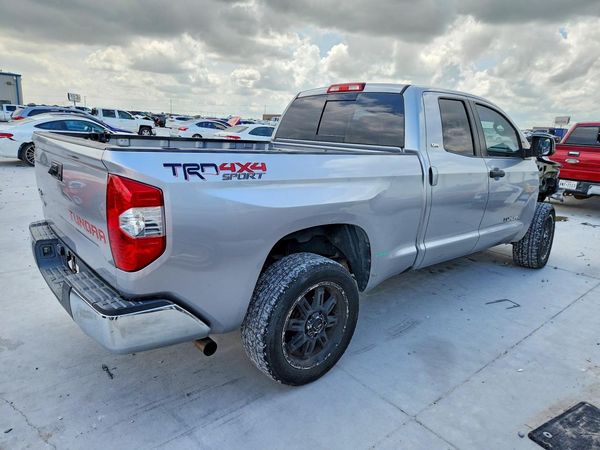 2018 TOYOTA TUNDRA SR/SR5