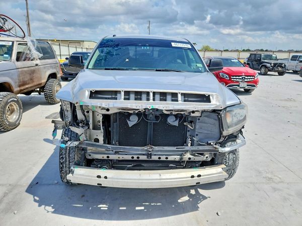 2018 TOYOTA TUNDRA SR/SR5