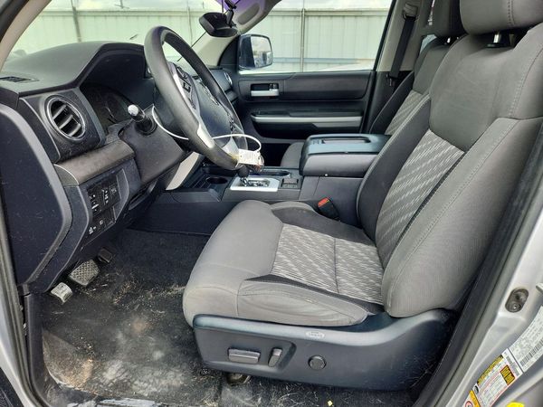 2018 TOYOTA TUNDRA SR/SR5
