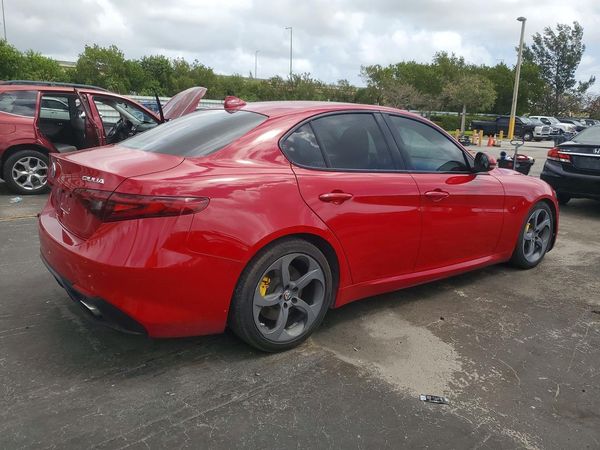 2019 ALFA ROMEO GIULIA RWD
