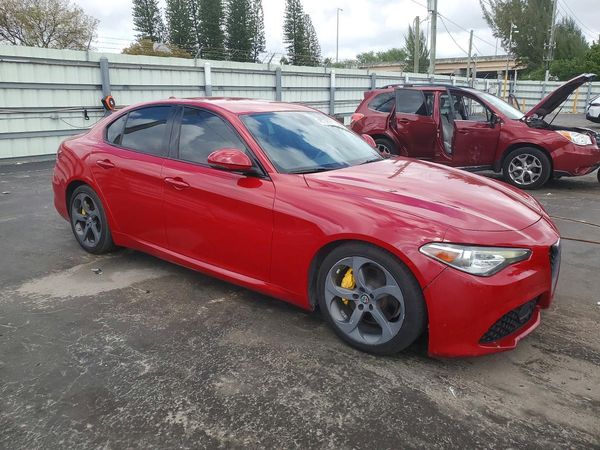 2019 ALFA ROMEO GIULIA RWD