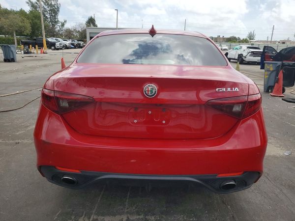 2019 ALFA ROMEO GIULIA RWD